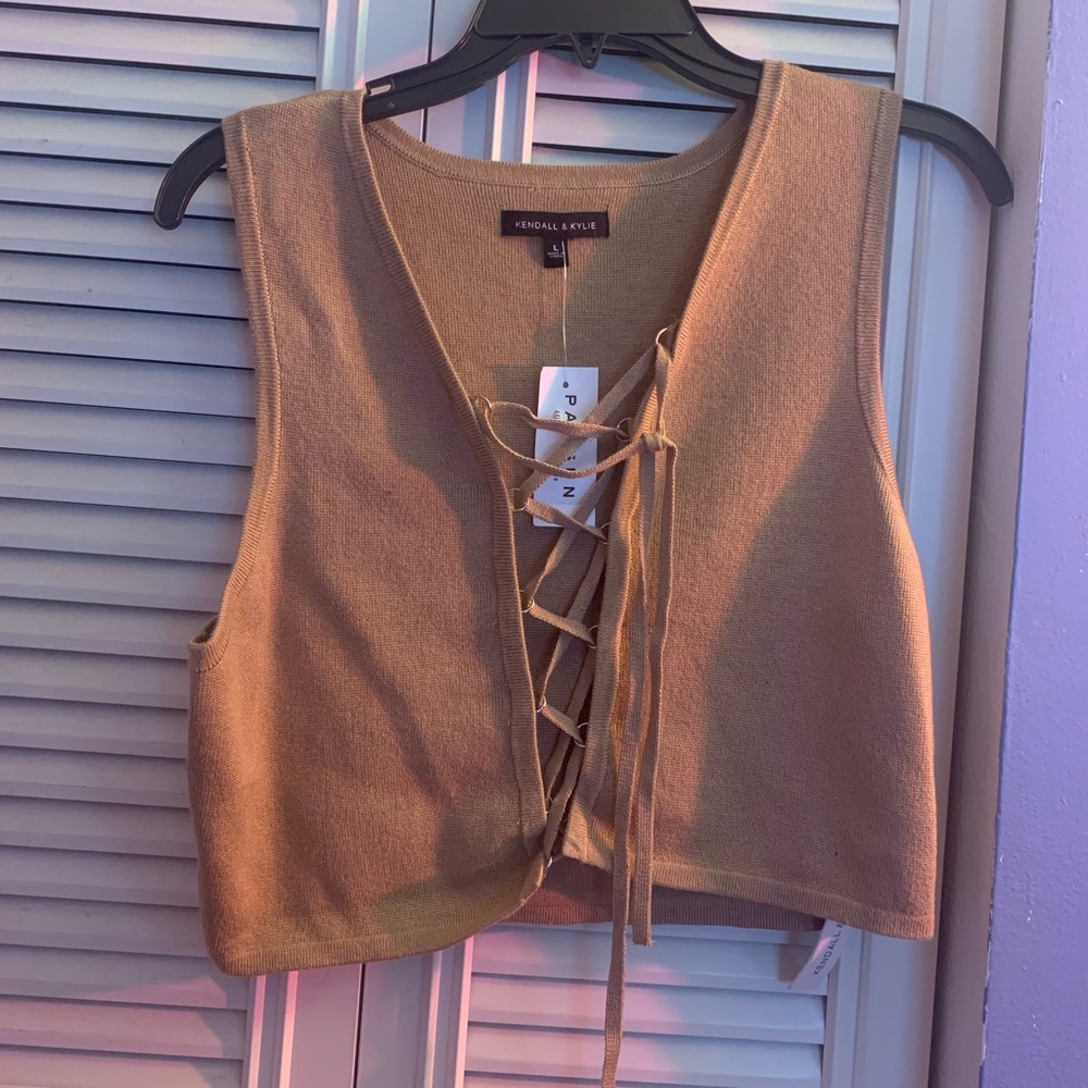 Kendall and Kylie cropped shirt